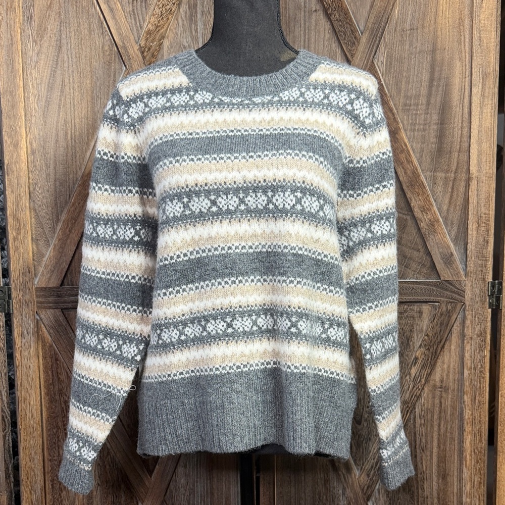 Croft & Barrow Gray and Cream Striped Sweater